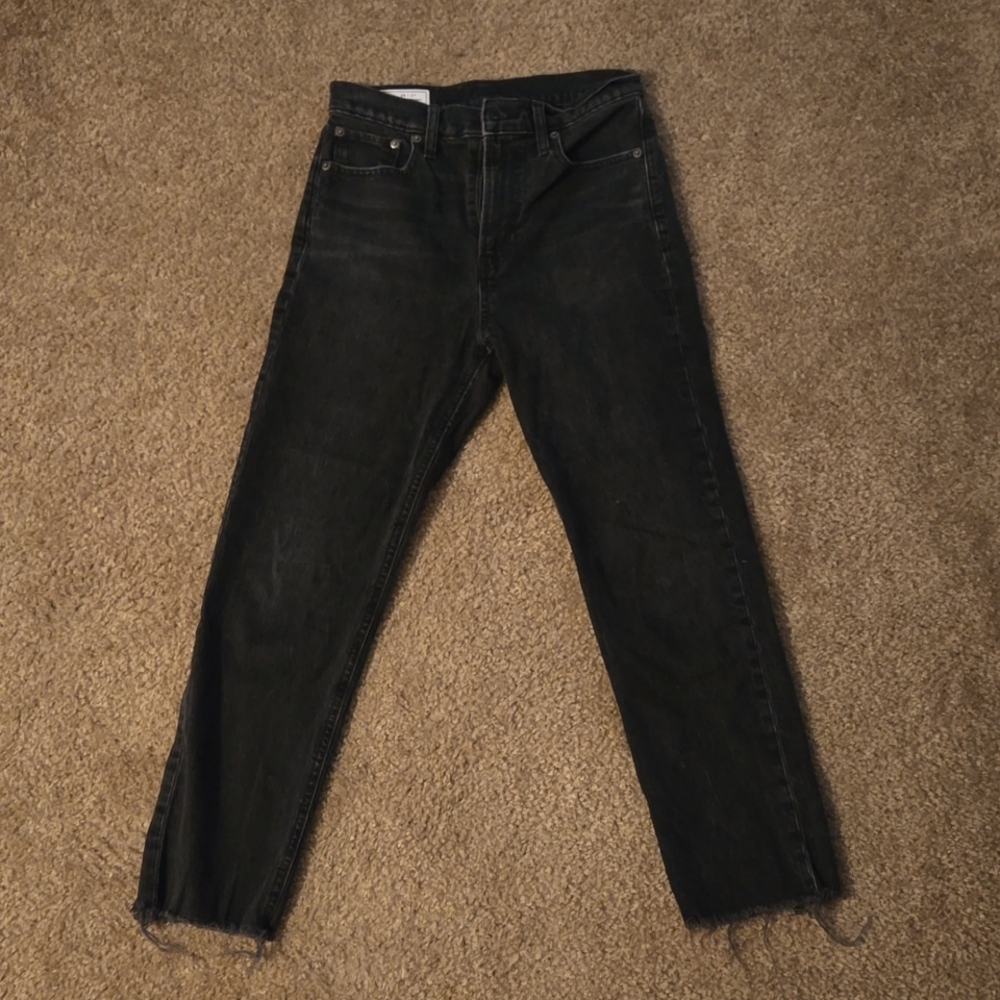 GAP Cheeky Straight Sky High Jeans w/ distressed cuffs (Size 26)